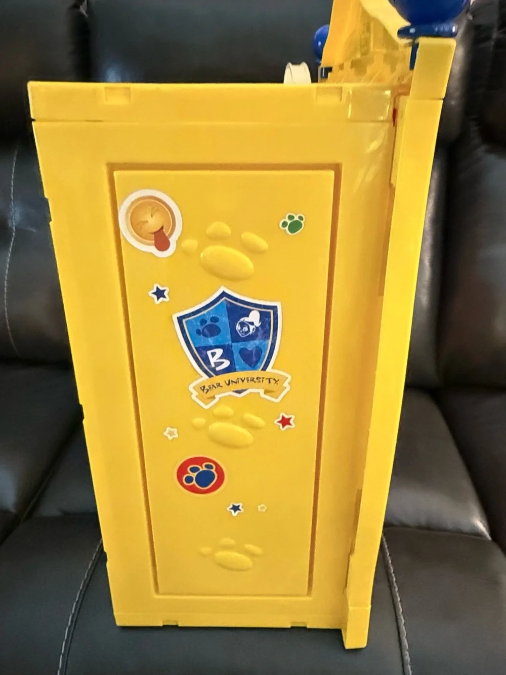 Build the bears closet with 2  Teddy Bear Stuffed and clothings